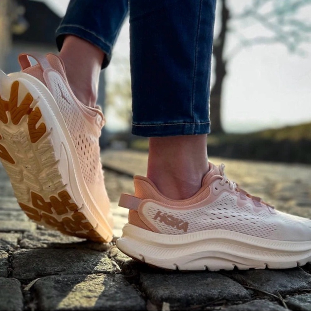 HOKA KAWANA 2 WOMEN’S SNICKERS